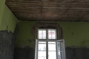 Zdjęcie przedstawia sale w remontowanym budynku szkolnym w Konarach (photo)