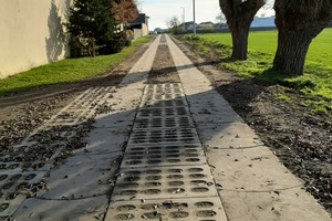 Na zdjęciu znajduje się nowy odcinek drogi śladowej w Oczkowicach (photo)