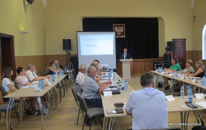 XI Sesja Rady Miejskiej w Miejskiej Górce - zdjęcie