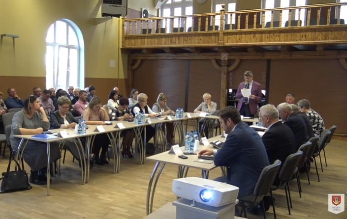 XIV sesja Rady Miejskiej w Miejskiej Górce - zdjęcie